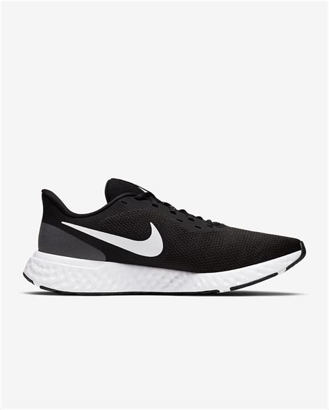 Nike revolution 5 price